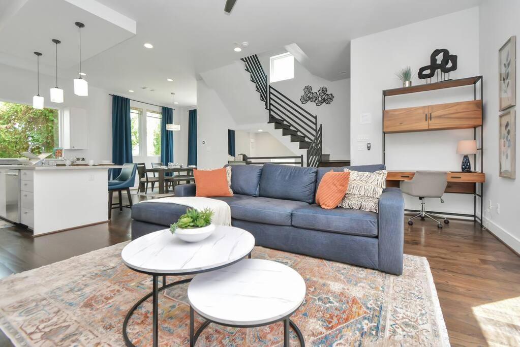 Villa Casa Labella - Downtown Skyline Views - Sleeps 10 à Houston Extérieur photo
