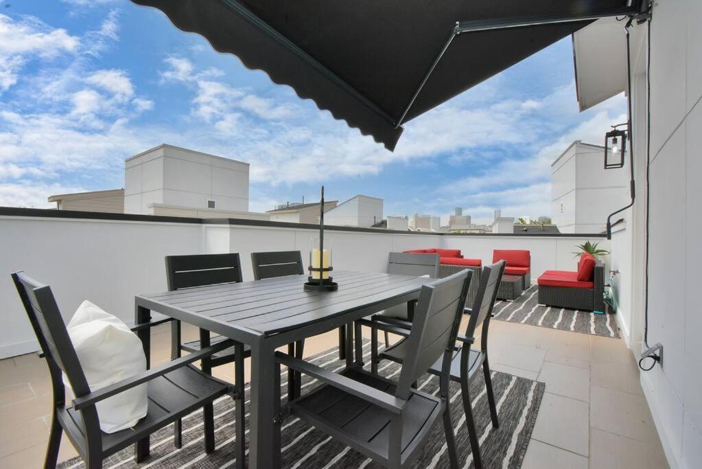 Villa Casa Labella - Downtown Skyline Views - Sleeps 10 à Houston Extérieur photo