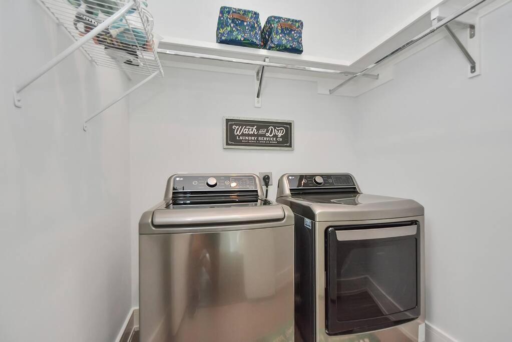 Villa Casa Labella - Downtown Skyline Views - Sleeps 10 à Houston Extérieur photo